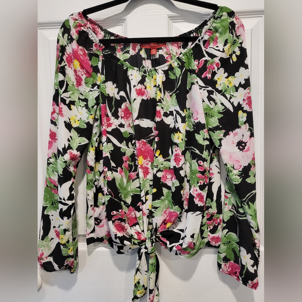 Women's Saks Fifth Avenue blouse
